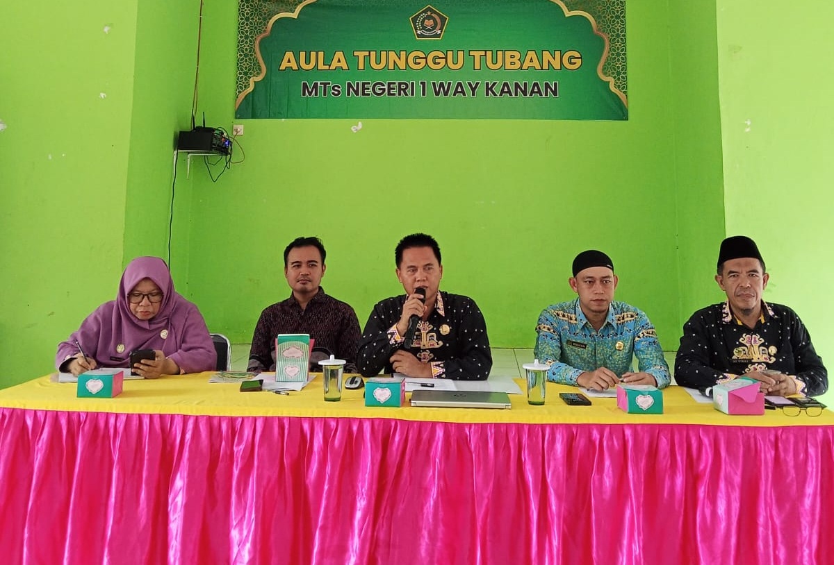 MTsN 1 Way Kanan Gelar Rapat Koordinasi Dewan Guru dan Staf TU Menuju Akhir Tahun Ajaran 2025/2026