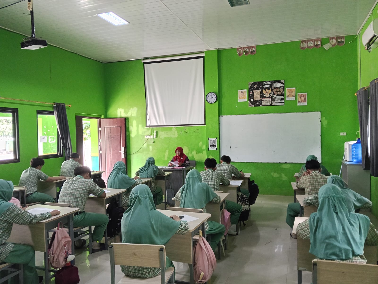 Hari Ketiga ASAS Genap MTsN 1 Way Kanan Berjalan Lancar, Siswa Tunjukkan Semangat Tinggi